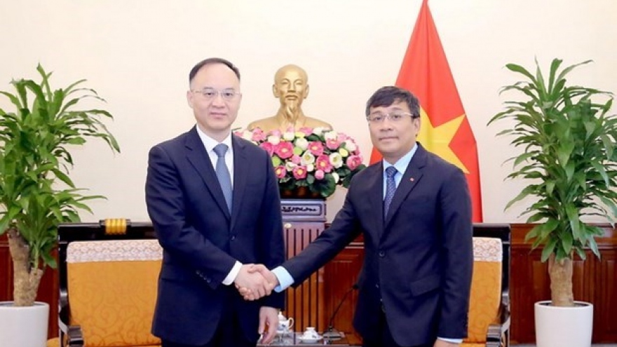 Vietnamese, Chinese foreign ministries intensify cooperation